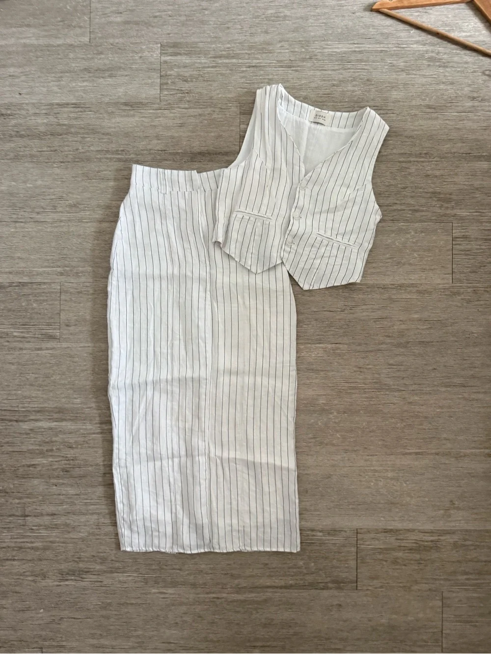 DISSH White Stripe Linen Vest & Midi Maxi Skirt 2 Piece Set Size 4 small